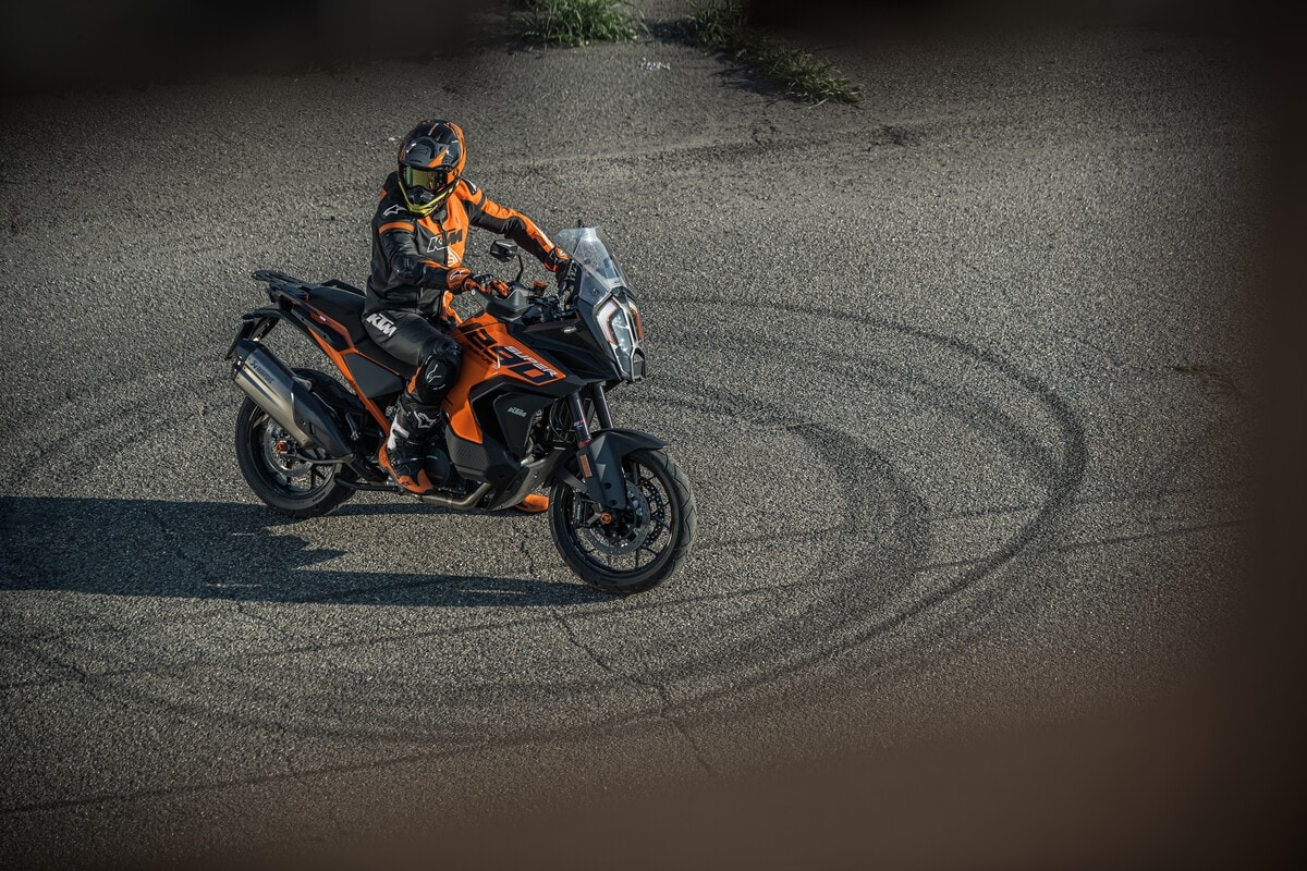 KTM presenta la 1290 Super Adventure S 2023
